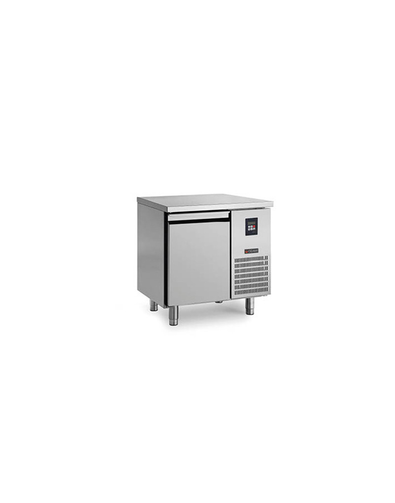 REFRIGERATED COUNTER - 136 L - 1 GROUP DOOR HOUSED CENTRAL - DEPTH 700 - GN 1/1 - POSITIVE COLD REFRIGERATED COUNTER - 136 L - 1 GROUP DOOR HOUSED CENTRAL - DEPTH 700 - GN 1/1 - POSITIVE COLD